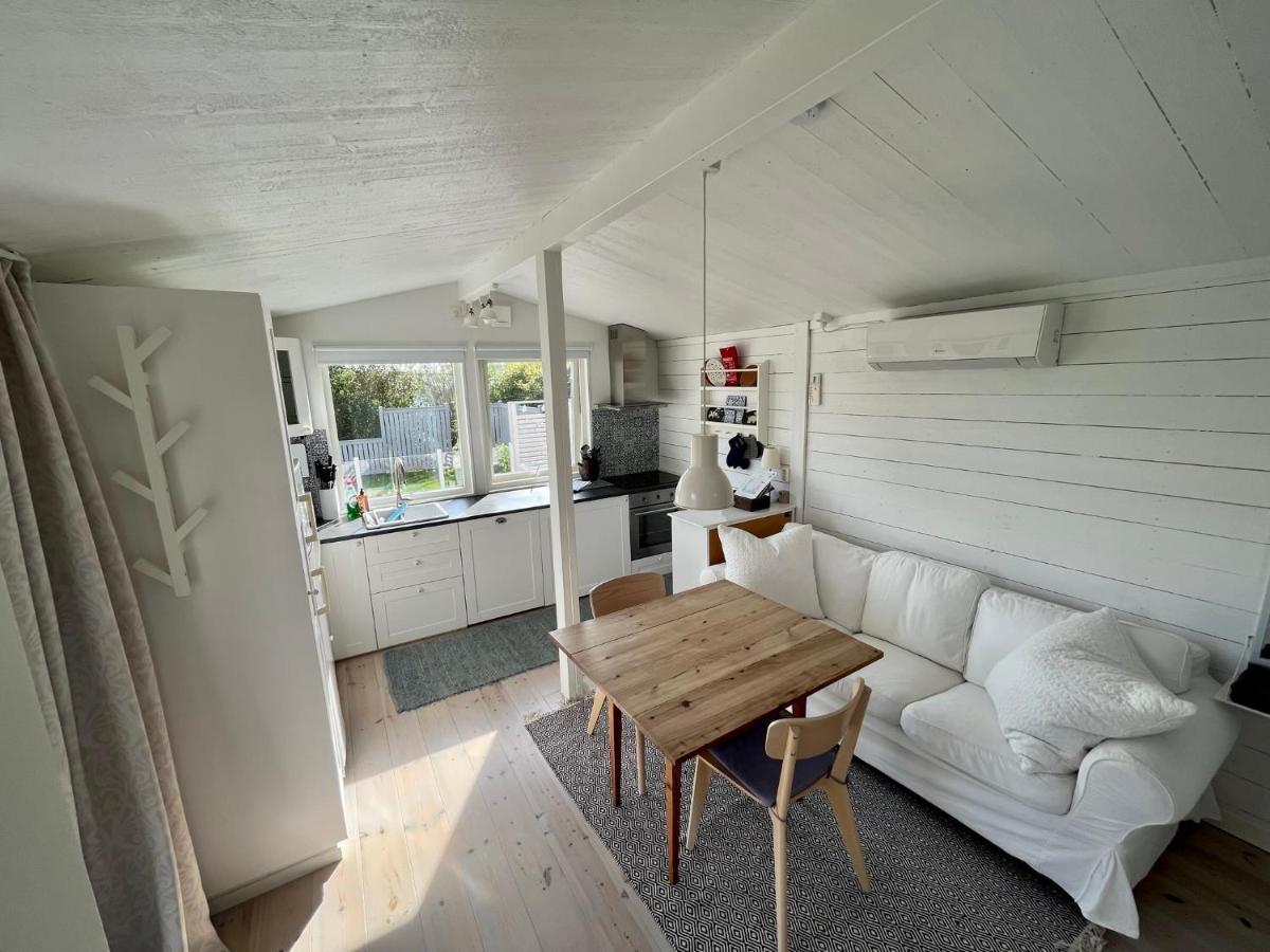 Gaesthus Vid Hav Och Strand Åsa Esterno foto